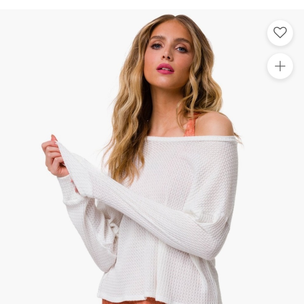 NWT Onzie waffle Pullover SM